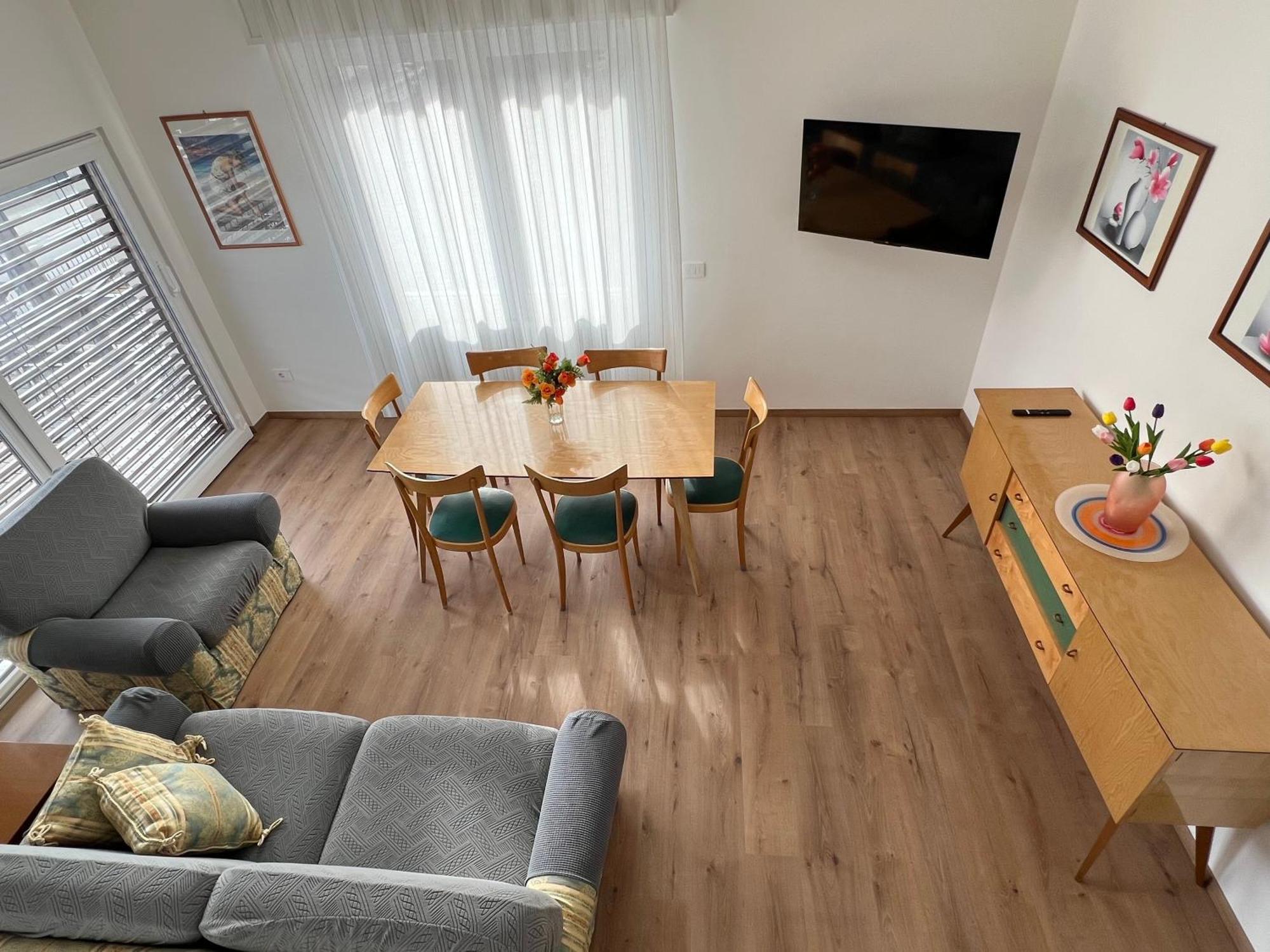 Casa Paola Central Stay By The Lake دومازو المظهر الخارجي الصورة