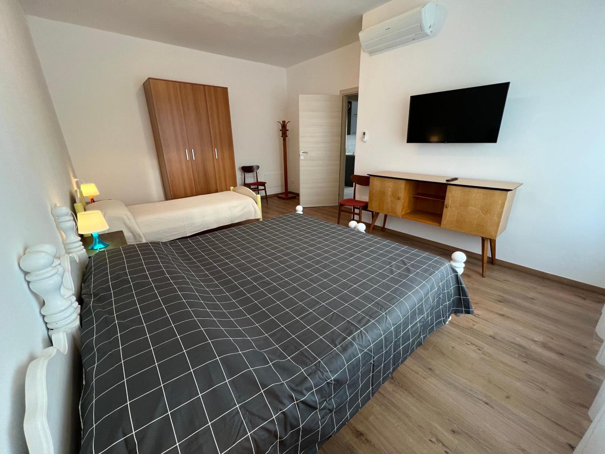 Casa Paola Central Stay By The Lake دومازو المظهر الخارجي الصورة