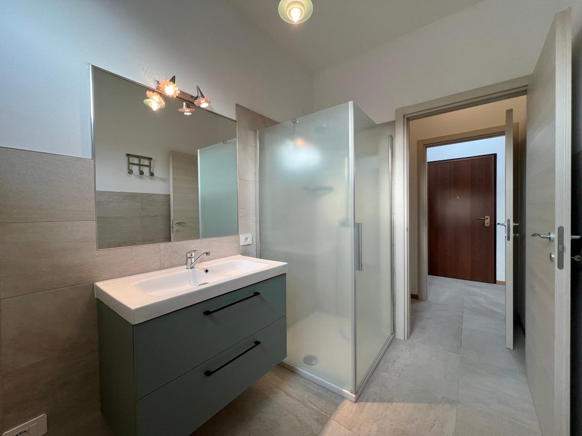 Casa Paola Central Stay By The Lake دومازو المظهر الخارجي الصورة